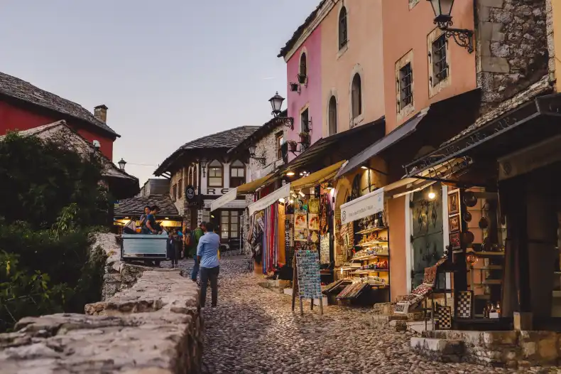 Where to eat in Kujundžiluk?